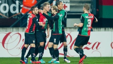 受比赛结果 受比赛结果