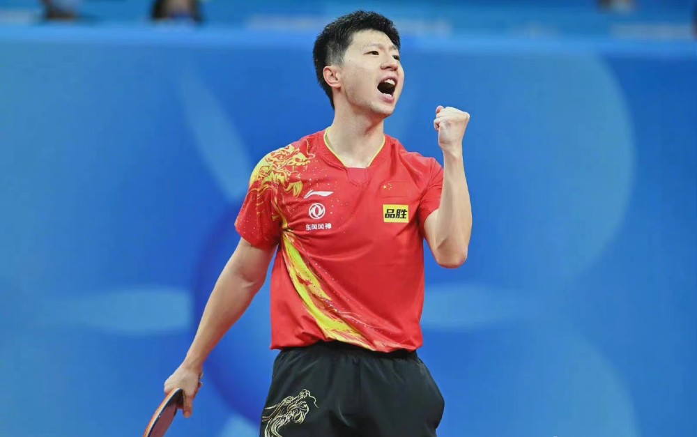 她的优雅泳 她的优雅泳