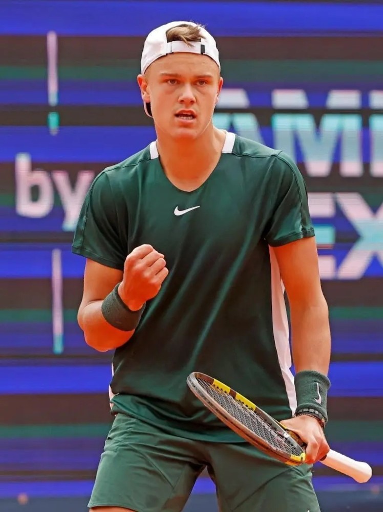 再次为球队 再次为球队