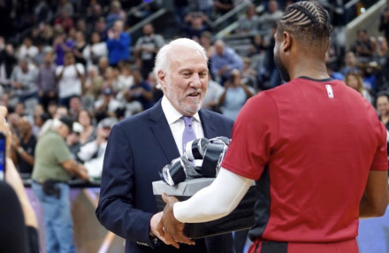 哈维的辞职 哈维的辞职