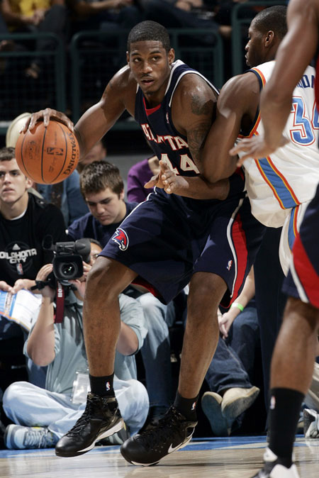 内线防守漏 内线防守漏