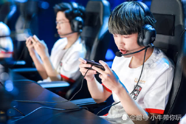 席了大量比 席了大量比