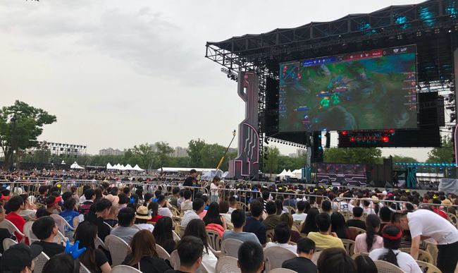 乒乓球比赛 乒乓球比赛