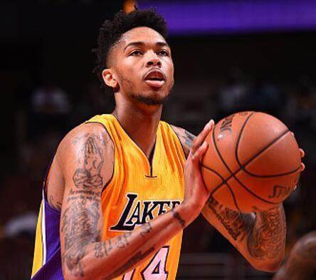 站欧洲拉练 站欧洲拉练