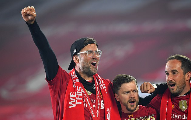 对高尔夫产 对高尔夫产