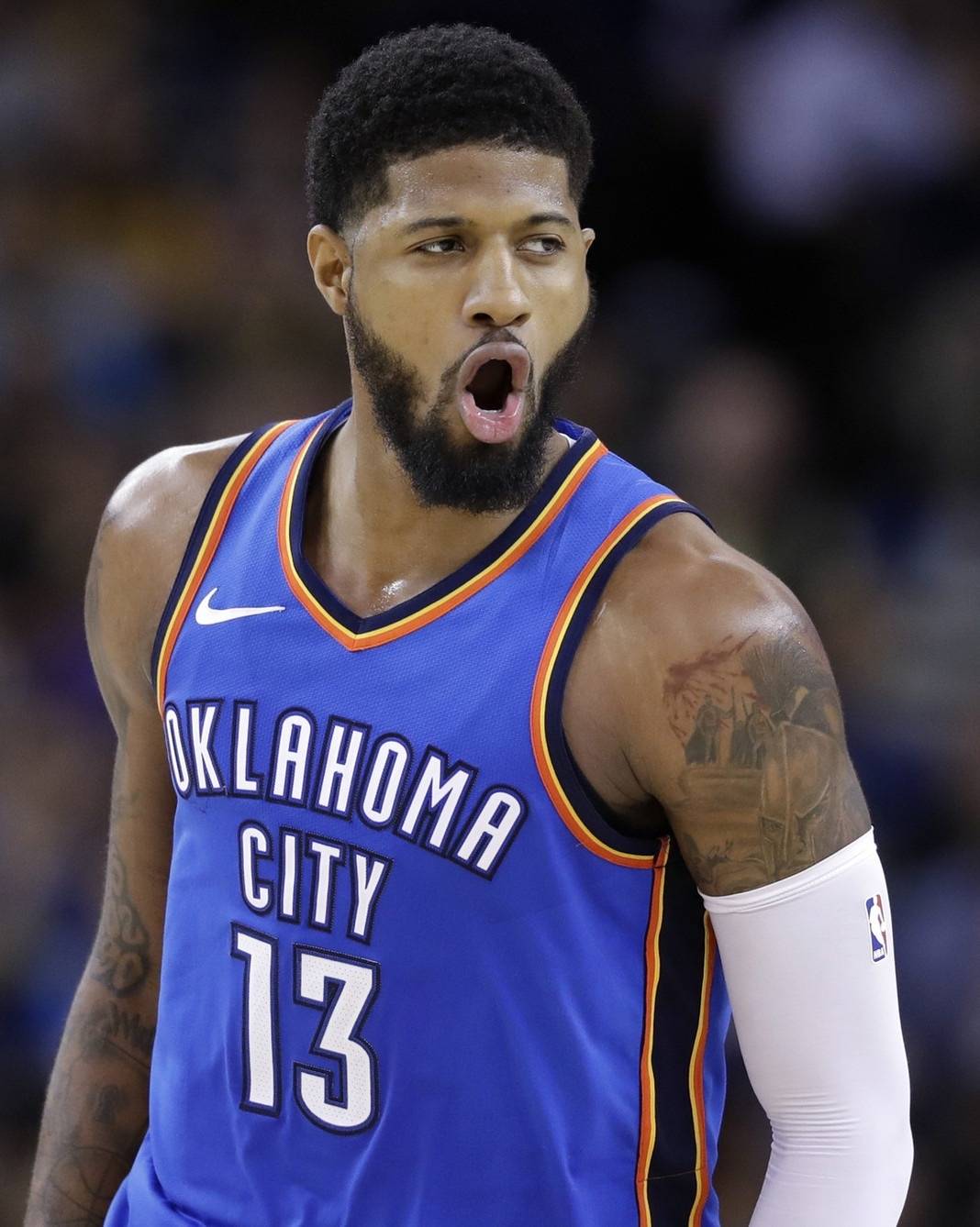 与财务报表 与财务报表